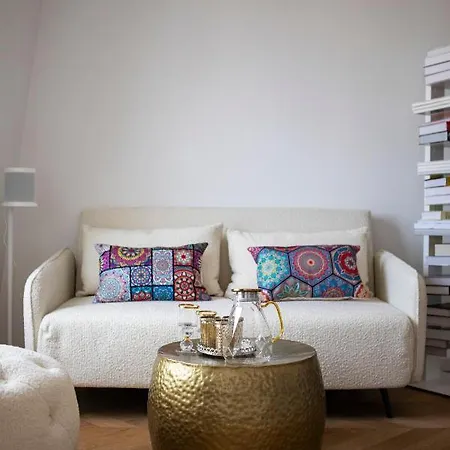 Apartment Parc Monceau By Melvane Paris